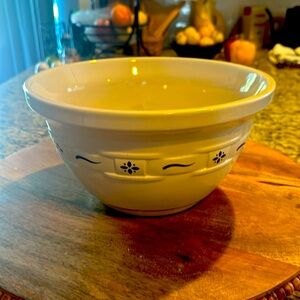 Longaberger 10” Woven Tradtions blue mixing bowl.